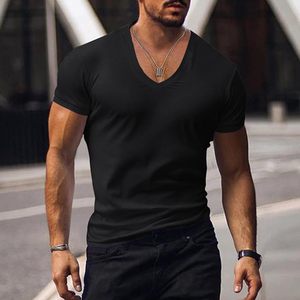 T-shirt de sport athlétique pour homme, coupe ajustée, col en V, tissu en coton biologique, imprimé graphique, vêtements de sport durables, vêtements d'entraînement - Product Image 2
