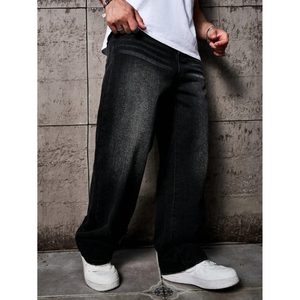 Jean en denim noir style moderne et original, coupe droite, taille mi-haute, délavage clair, écologique et respirant, 100% coton - Product Image 2