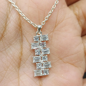 Collar Clásico con Colgante de Perla de Agua Dulce Chapado en Oro de 18K para Mujer, Estilo Cadena con Corte Brillante, Joyería para Uso Diario - Product Image 1