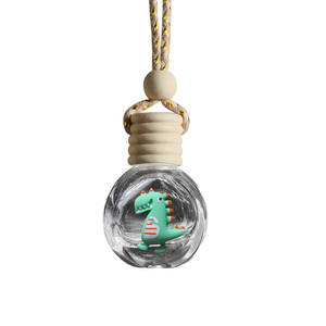 Diffuseur de parfum pour voiture avec logo personnalisé, flacon vide en bois à suspendre, style dessin animé, pour huiles essentielles - Product Image 1