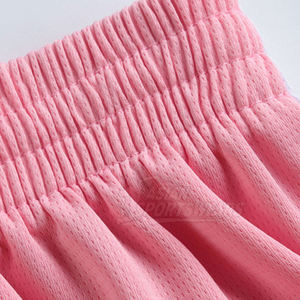 Ensemble de vêtements de sport pour le basketball haute performance avec tissu à séchage rapide et options de couleurs personnalisées pour les équipes - Product Image 5