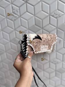 Bolso de mano de piel de vaca de gran capacidad para mujer, bolso de mano impermeable con adornos florales, diseño Vintage, tarjeta de crédito, billetera en efectivo - Product Image 2