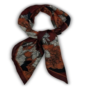 Bufanda Larga de Verano para Mujer, Diseño Personalizado, Impresa, de Alta Calidad, 100% Poliéster, con Tacto de Seda, Hecha a Mano en Delhi, Superventas de Moda - Product Image 1