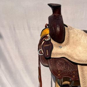Ensemble de selle western en cuir avec décorations d'art sur bois de qualité supérieure, thème course de barils |   Ensemble de fixation sans clou pour équipement d'équitation en acier inoxydable, façonné à la main - Product Image 4