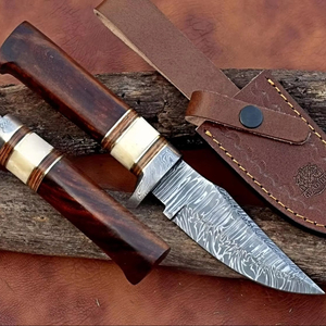 Cuchillo Viking Heritage Skinner, Fabricado con Acero de Alta Calidad, Acero de Damasco para Caza, Camping y Trabajo de Campo - Product Image 1