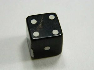 Dés en corne de buffle de haute qualité, forme carrée polyédrique, en alliage de zinc et acrylique, pour jeux de société et D&D - Product Image 3