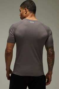 Camiseta deportiva de manga corta para hombre, ajustada, para gimnasio, entrenamiento muscular, compresión, cuello redondo, fitness, top ajustado para hombre - Product Image 4