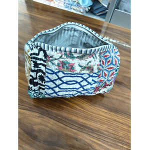 Vintage Patchwork Cotton Cosmetic Bag Small Zipper Closure Portable Multicolor Floral Patterned Pouch gift - Product Image 4