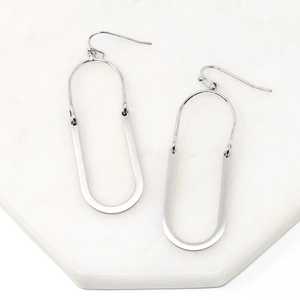 Boucles d'oreilles en résine de haute qualité, bijoux de mode, fabriquées à la main en Inde pour femmes et filles, look classique, mariage, fête, artisanat en résine - Product Image 1