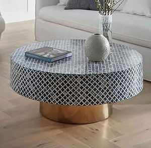 Taburete/Mesa de Centro de Madera con Incrustaciones Florales en Blanco y Negro, Hecho a Mano en India, de Calidad Superior y Diseño Exclusivo para Decoración. - Product Image 4