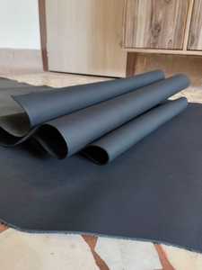 Cuero de vaca curtido vegetalmente, anti-pilling, de 0.7-0.8mm de grosor, para bolsos de lujo, zapatos, cinturones y artesanías, a granel - Product Image 2