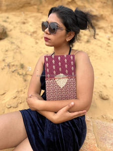 Nouveau véritable fait à la main Banarasi Sari tissu fil sécurisé fermeture Journal Vintage vibrant coloré couverture non doublé feuille recyclée journal - Product Image 3