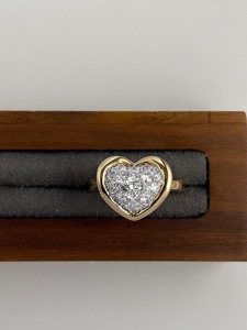 แหวนทองคำแท้ 14K ประดับเพชรแล็บโกรว์รูปหัวใจ 18 เม็ด ดีไซน์มินิมอล โรแมนติก ของขวัญวันครบรอบวาเลนไทน์สำหรับเธอ สวยหรู - Product Image 2
