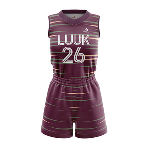 Ensemble de maillot et short de basket-ball personnalisé pour femmes, impression par sublimation, fabricant de vêtements de sport - Product Image 4