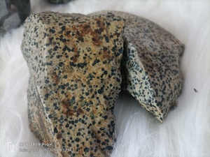 Piedra Natural de Jaspe Dálmata en Bruto, Gema Curativa, Espécimen Mineral para Reiki, Meditación, Decoración del Hogar y Colección - Product Image 5