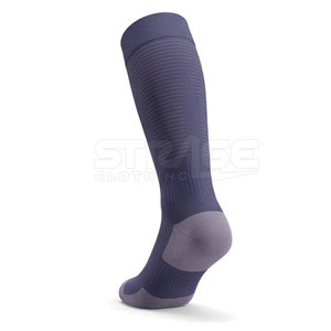Stretch Sports Socks With Moisture Wicking Texture Reinforced Toe <b>Heel</b> And Supportive Fit Basketball Socks - Product Image 4