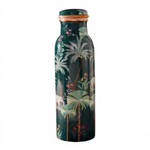 Botella de Agua de Cobre Puro con Estampado de Ciervos y Arroyo en el Bosque, Color Verde Azulado, Hecha a Mano, con Diseño Botánico - Product Image 2