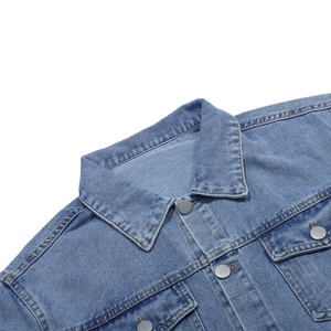 Chaqueta vaquera con botones de gran tamaño, diseño personalizado OEM, chaqueta vaquera acolchada de manga larga para hombre - Product Image 3