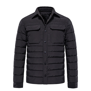 Chaqueta Acolchada Negra para Hombre, Cuello Camisero, Cierre de Botones, Chaqueta Casual de Invierno, Corte Regular, Color Sólido, Relleno de Poliéster - Product Image 1