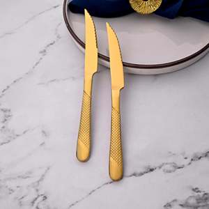 Juego de 2 cuchillos para carne de acero inoxidable Radiant Gold - Product Image 1