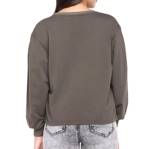 Sudadera Personalizada para Mujer, Color Gris Oliva Lavado, Estilo Desgastado con Estampado de Eslogan, Cuello Redondo, Hombros Caídos, Sudadera Corta para Mujer, OEM - Product Image 6