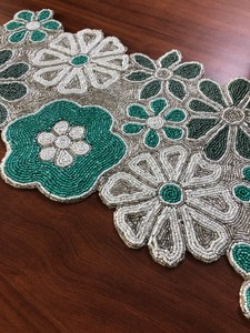 Mantel Individual de Mosaico Hecho a Mano con Cuentas de Flores, Forma Rectangular, Artesanía Decorativa de Vidrio para Mesa de Comedor, Artesanía Sami de Uttar Pradesh - Product Image 4