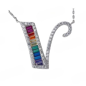 Pendentif unisexe de luxe en argent Sterling 925 arc-en-ciel glacé V initiale avec Moissanite plaqué or bijoux Hip Hop pour les fêtes - Product Image 1