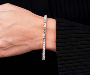 Lab Grown Diamond Tennis <b>Bracelet</b>, Stacking <b>Infinity</b> <b>Bracelet</b>, 18K Gold Wedding <b>Bracelet</b>, Lab Diamond <b>Bracelet</b> For Unisex - Product Image 1