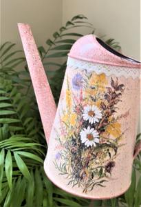 Atractiva jarra de agua rosa para decoración de jardín, plantas de balcón y regalo para amantes del jardín y entusiastas de las plantas de la India. - Product Image 2