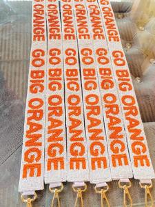 สายกระเป๋าแบบมีลูกปัดลายตารางสีส้มดาว ประดับด้วยลูกปัดเม็ดเล็กสีขาวทอง  สายสะพายกระเป๋าแฟชั่น  อุปกรณ์ตกแต่งกระเป๋า - Product Image 2