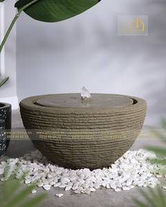 W084H32 Art-home Ornement de jardin léger en polyfibre de verre, fabriqué au Vietnam, pour aménagement paysager extérieur - Product Image 5