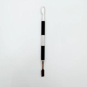 Ensemble d'outils pousse-ongles chirurgicaux Morje à double extrémité réutilisables en acier inoxydable pour manucure avec poignée noire - Product Image 5