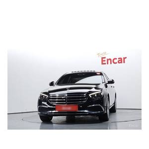 Mercedes-Benz Classe E E250 Exclusive 2023, 11 066 km, boîte automatique, caméra de recul, sièges en cuir, conduite à gauche - Product Image 3