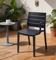 Chaise de salle à manger moderne, stable, ergonomique, empilable, en plastique PP résistant aux intempéries, pour l'école, la maison, l'extérieur