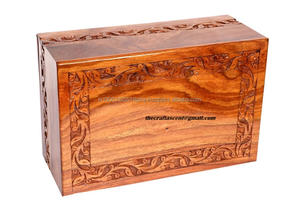 Urnes funéraires en bois de style américain en gros, gravées en bois de manguier, design personnalisable, durables, pour cendres humaines commémoratives - Product Image 2