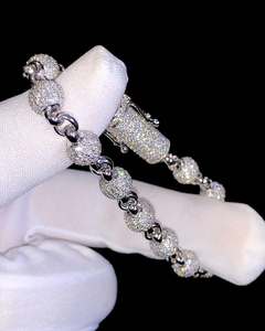 Bracelet chaîne à perles en argent sterling 925 personnalisé avec pavé de moissanite - Product Image 4