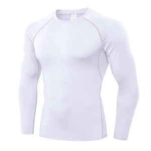 Ensemble de compression élastique durable, respirant et léger, idéal pour le sport, conçu pour les hommes actifs. - Product Image 5