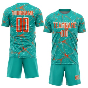 Ensemble de maillots de football personnalisés avec logo, nom et numéro sur mesure pour les clubs, les écoles et les équipes sportives - Product Image 1