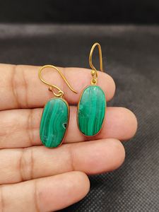 Boucles d'oreilles en laiton plaqué or avec malachite, double pendentif, pierre verte, bijoux pour styles bohèmes chic - Product Image 2