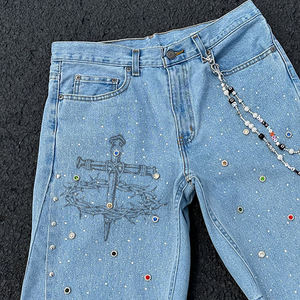 Shorts en jean pour hommes incrustés de diamants, shorts en denim personnalisés, mode, polyvalents et haut de gamme, sur mesure - Product Image 4