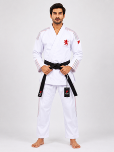 Uniforme de karaté haut de gamme conçu pour la force, la flexibilité, la respirabilité, le confort et une utilisation durable pour les arts martiaux et la pratique quotidienne. - Product Image 6