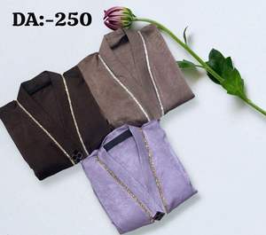 Hermosa Bufanda Islámica con Botones Decorativos y Apliques de Diamantes, Diseño de Mármol Importado, Mismo Color que el Burkha Hiyab - Product Image 5