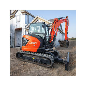 Miniexcavadora hidráulica Kubota de 3 toneladas con motor diésel confiable, ideal para la colocación de tuberías y pequeños proyectos de construcción. - Product Image 4