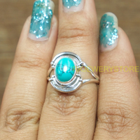 Bague Statement Bohème Faite à la Main en Argent Sterling 925 avec Cabochon Ovale en Turquoise Bleue Naturelle pour Femme, Style Tribal Vintage, Création Artisanale
