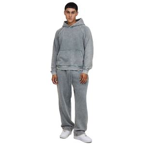 Conjunto Deportivo Unisex Personalizado de Invierno con Sudadera con Capucha y Pantalones Jogger, Estampado Bordado Frontal, Estilo Urbano, Lavado Ácido, Talla Grande - Product Image 1