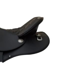 Silla de montar western TI101OA025 de cuero sintético con asiento suave, armazón de fibra de vidrio y herrajes de acero inoxidable, directo de fábrica. - Product Image 2