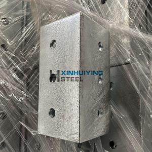 เหล็กฉากชุบสังกะสีแบบจุ่มร้อน ประกอบเป็นชิ้นส่วนสำเร็จรูป พร้อมแผ่นปิดปลายแบบเจาะรูสำหรับงานโครงสร้างเหล็ก - Product Image 5