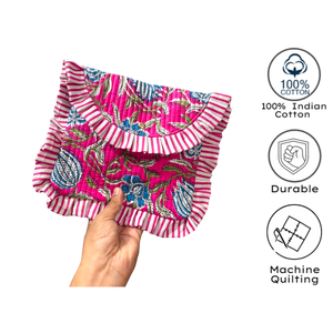 Pochette cosmétique en coton matelassé à rayures bohèmes avec bordure à volants, portable, taille 9" x 11", fermeture magnétique, motif floral rose - Product Image 3