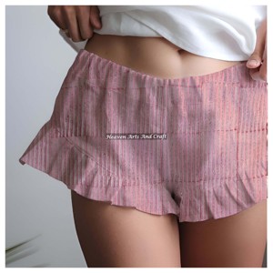 Shorts à volants artisanaux pour femmes, vêtements de détente d'été en coton imprimé, collection plage pour filles, style baby doll d'été - Product Image 5