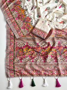 Sari en soie Rajwadi de créateur avec pallu tissé au Cachemire et blouse assortie - Product Image 5